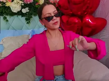 Stripchat Nude Webcam of AliceBrayan