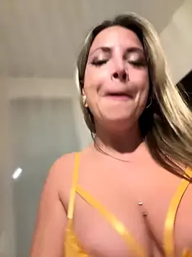 Stripchat Watch Live Sex Cams of AnissaHale