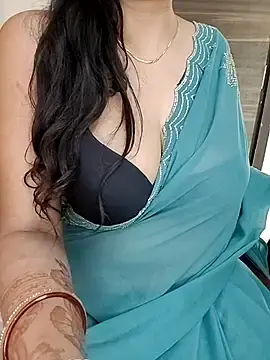 Stripchat Free Porn Cam of kaamuk_shweta