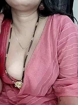 Stripchat Free Porn Cam of kaamuk_shweta