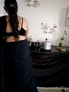 Stripchat Live Sex Cam of kaamuk_shweta
