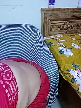 Stripchat Sex Cam of kaamuk_shweta