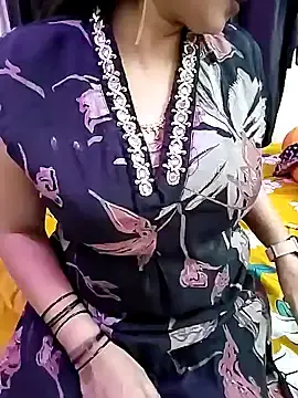 Stripchat Nude Webcam of kaamuk_shweta