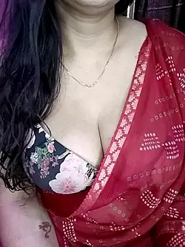 Stripchat Sex Cam of kaamuk_shweta