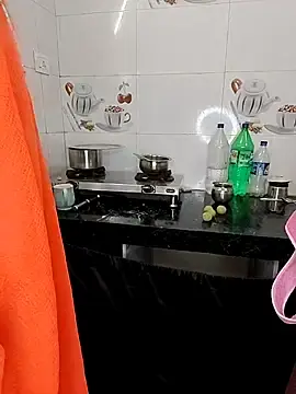 Stripchat Adult Webcam of kaamuk_shweta