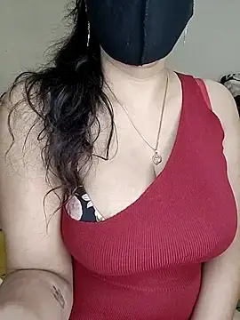 Stripchat Sex Cam of kaamuk_shweta