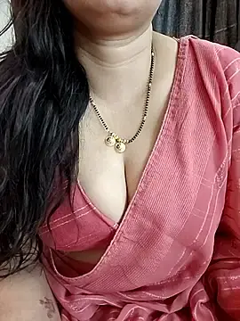 Stripchat Adult Webcam of kaamuk_shweta