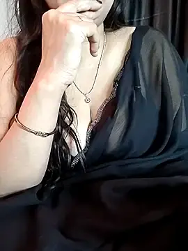 Stripchat Sex Chat of kaamuk_shweta