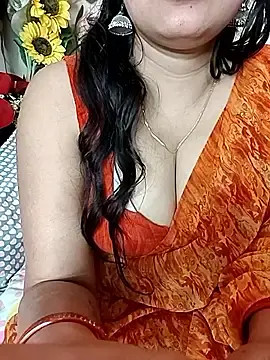 Stripchat Adult Webcam of kaamuk_shweta