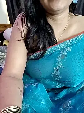 Stripchat Free Porn Cam of kaamuk_shweta