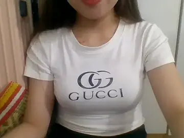 Stripchat Adult Webcams of kiraa-007