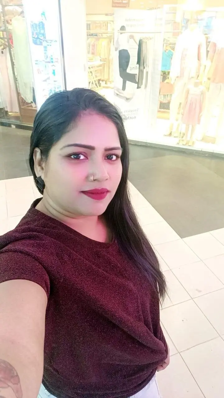 hornypriya696