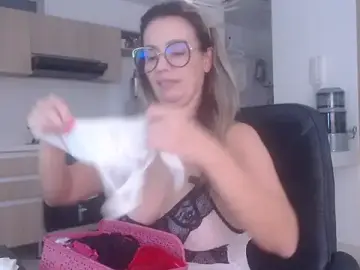 Stripchat Nude Webcam of LovePaula