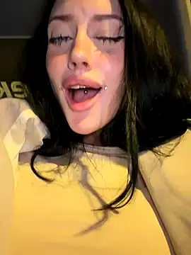 Stripchat Free Live Porn of Melissa_crazy