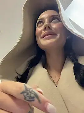 Stripchat Live Sex of Melissa_crazy