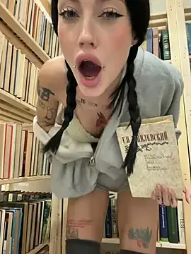 Stripchat Watch Live Sex Cams of Melissa_crazy