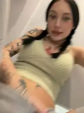 Stripchat Adult Webcam of Melissa_crazy