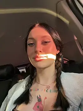 Stripchat Live Porn of Melissa_crazy