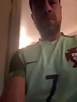 Stripchat Watch Live Sex Cams of BoMale