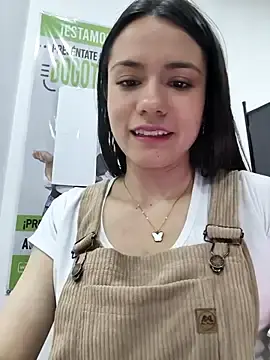 Stripchat Live Porn of CHARLOTTE__05