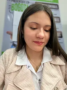 Stripchat Adult Webcam of CHARLOTTE__05