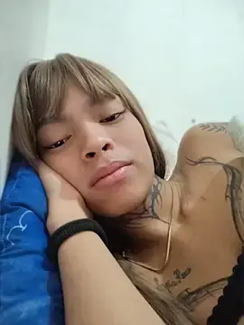 Stripchat Watch Live Sex Cams of DoriDelux20