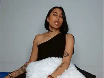 Stripchat Nude Webcam of Gia_Lee