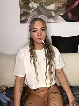 Stripchat Watch Live Sex Cams of LizzyLush_