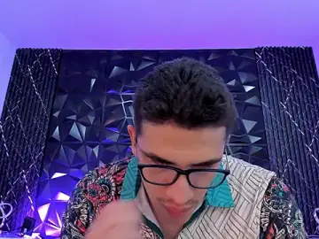 Stripchat Live Sex Cam of JeffDaltton