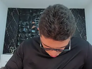 Stripchat Watch Live Sex Cams of JeffDaltton