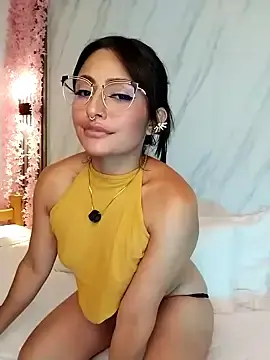 Stripchat Adult Video Chat of Nanda_Vixen