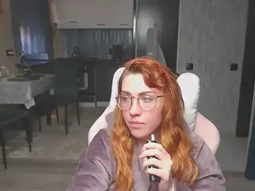 Stripchat Free Live Porn of Reginasmilee