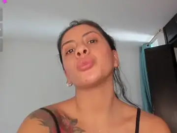 Stripchat Best Webcam of _lucianapalmer