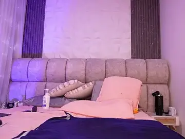 Stripchat Free Porn Cam of rousse_coup