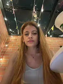 Stripchat Adult Video Chat of alana15