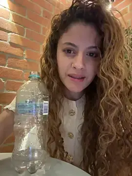 Stripchat Live Sex of alana15