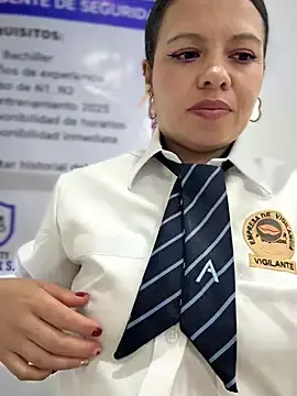 Stripchat Live Sex Cam of Ariana-07