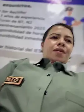 Stripchat Live Sex Cam of Ariana-07