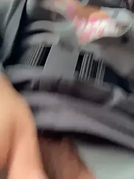 Stripchat Live Sex Cam of Ariana-07