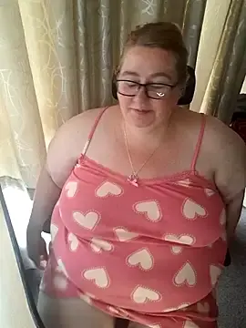 Stripchat Free Porn Cam of Iceprincess2bad4u