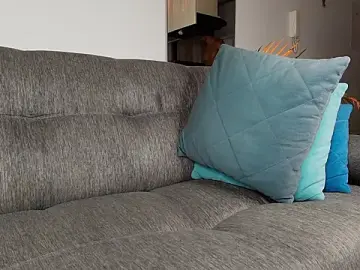 Stripchat Live Sex Cam of Robyn_Miller