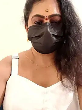 Stripchat Free Porn Cam of Sweetie_swetha37