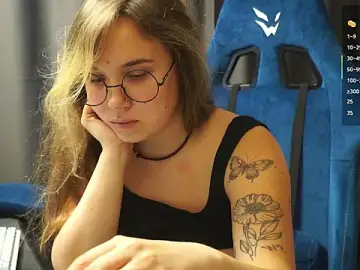 Stripchat Live Sex Cam of Sandra_SW_