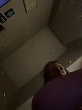 Stripchat Live Sex Cam of XoMisty