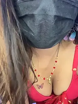 Stripchat Sex Cam of CUTI-NAINA