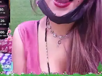 Stripchat Free Porn Cam of HOTTY-TINA