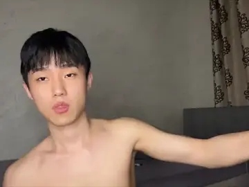 Stripchat Live Sex Cam of Brian_Stars
