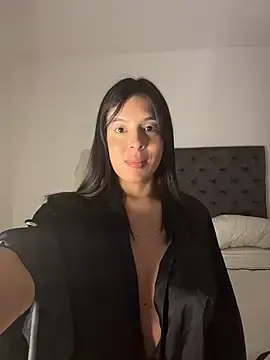 Stripchat Adult Webcam of kamivolkano