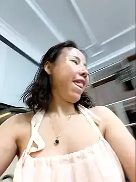 Stripchat Live Sex Cam of Famrita