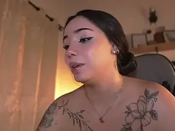 Stripchat Nude Webcam of Paulah_x